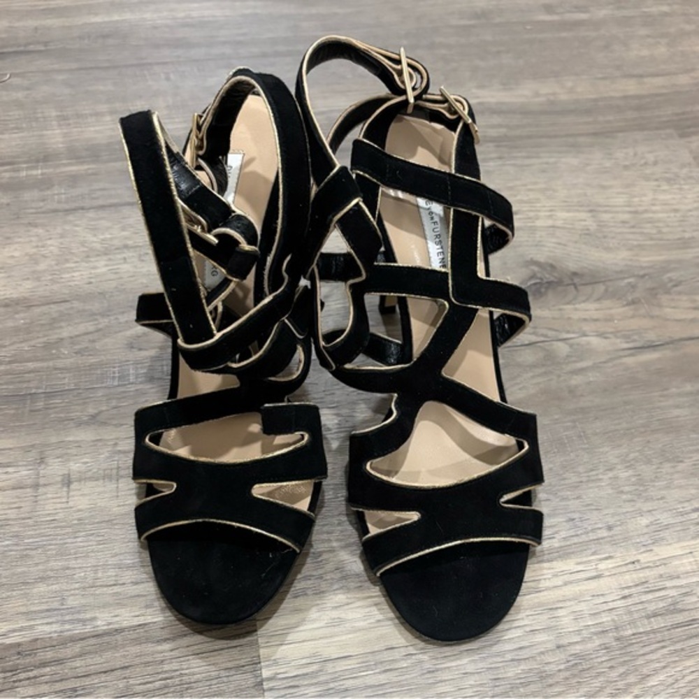 DVF Diane von Furtensberg Valene Sandals Strappy Suede Black